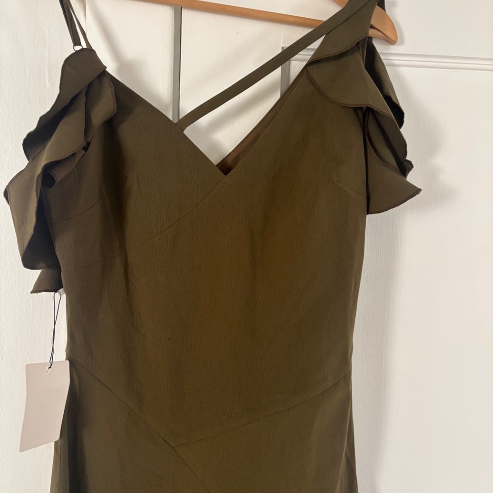 Olive sleeveless gown Small Joyfolle